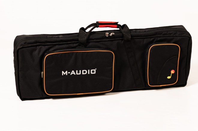 VALISE-CLAVIER-49-TOUCHES-1